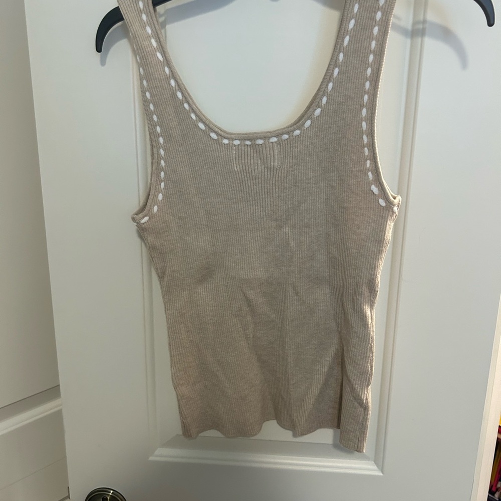 Chic Beige Ribbed Tank Top - Picture 2 of 4